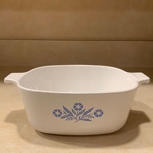 Vintage RARE 70’s Corning Ware 1 1/2 QT. - P-1 1/2-B -USA